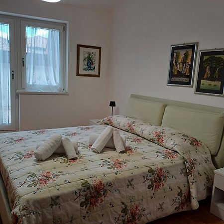 Casa Vacanze Paola Romeno Екстер'єр фото