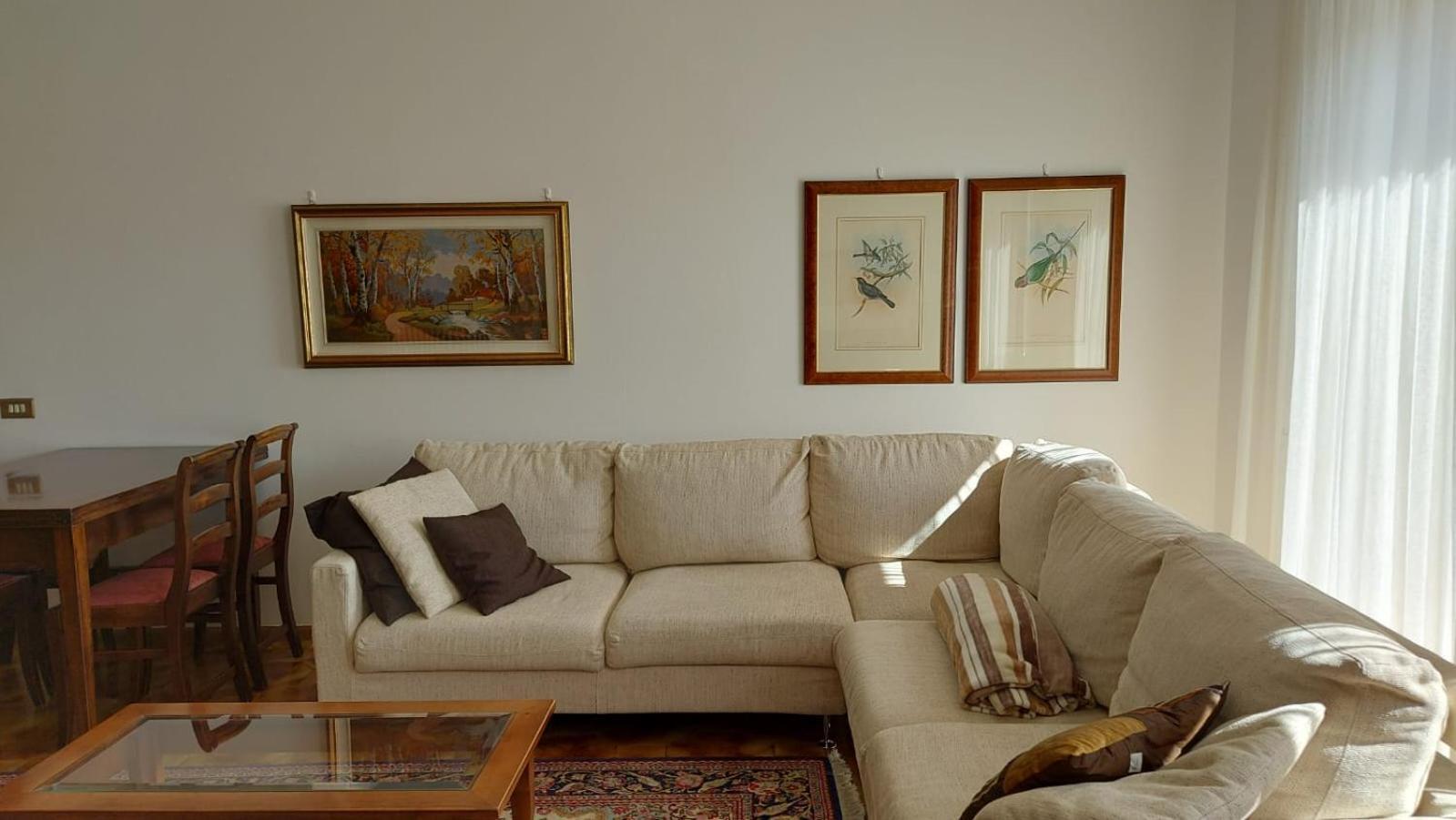 Casa Vacanze Paola Romeno Екстер'єр фото